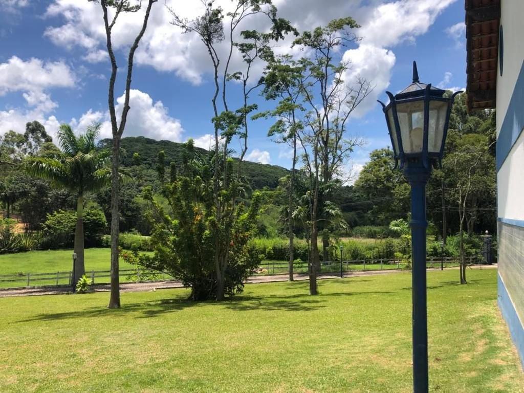 Suíte com Vista para a Piscina